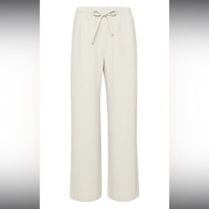 Wilfred Lodge Pants - crepette in matte pearl